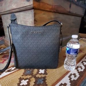 Michael Kors Large Messenger Crossbody Bag Black